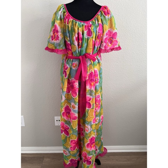 Jenelle of California Other - Vintage Jenelle of California Gown Belted Ruffles Floral Lined  Colorful Nylon